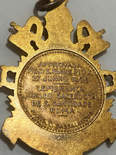 Antiga Medalha Religiosa Jubileo Sacerdotal Roma Papa Dourad