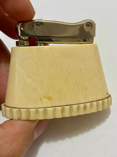 Isqueiro Antigo Cor Marfim