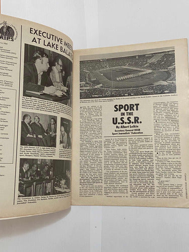 Revistas Antigas International Sport Aips 1974 (2 Edições)