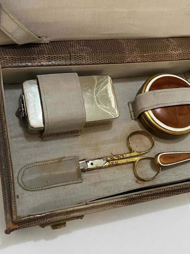 Antigo Conjunto Toucador Com Maleta De Couro Francesa Dec 30