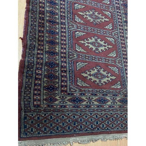 Tapete Persa Antigo Geométrico