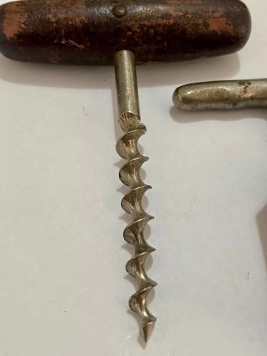 Antigos Abridores De Vinho - Somente O Da Esquerda