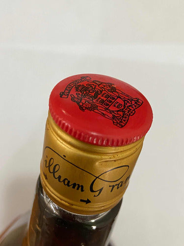 Antigo Whisky William Grant S Finest Scotch Lacrado - Lote 3