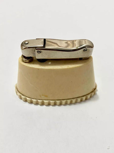 Isqueiro Antigo Cor Marfim