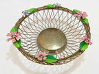 Cesta Fruteira Antiga Com Flores Rosas