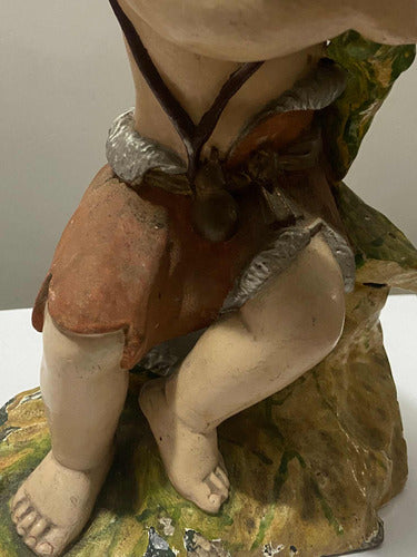 Escultura Antiga Asiática Clássica Menino Sentado 29cm