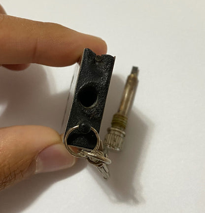 Chaveiro Isqueiro Pederneira Militar Zippo Antigo