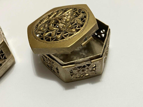 Antiga Caixa Porta Joias Hexagonal Com Desenho Flores Prata